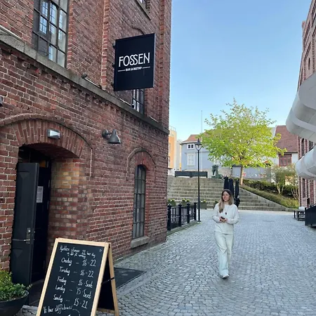 Charming Little In * 莫斯